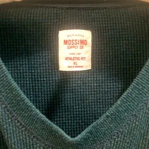 Dark Green Mossimo waffle long-sleeved shirt